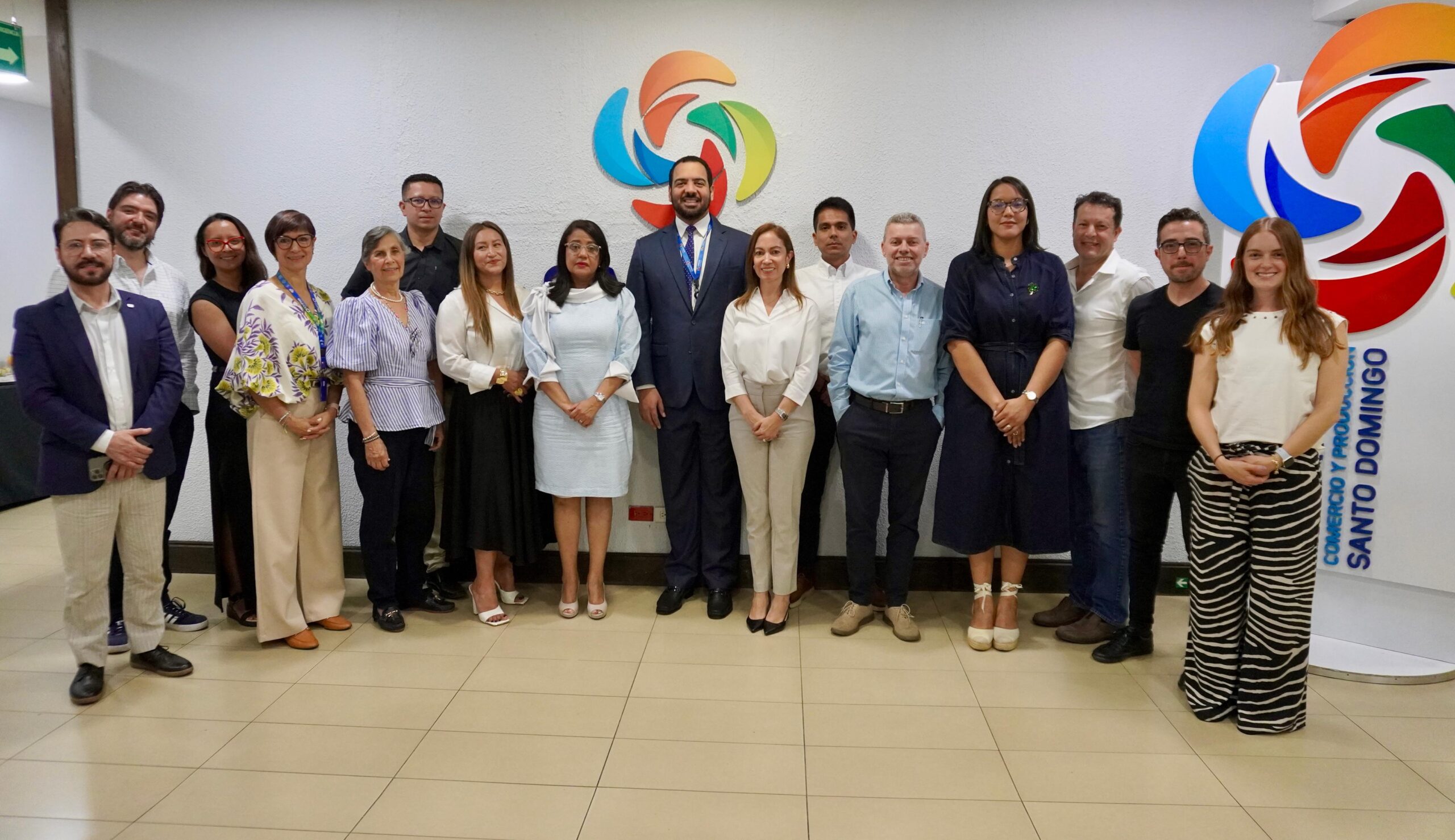 Cámaras de Santo Domingo y Bogotá fortalecen relaciones bilaterales
